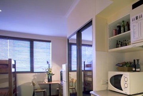 Madison Capital Executive Apartments - Accommodation Rockhampton 3