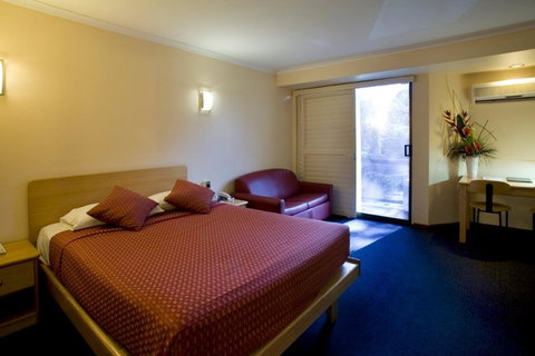 Madison Capital Executive Apartments - Accommodation Rockhampton 7
