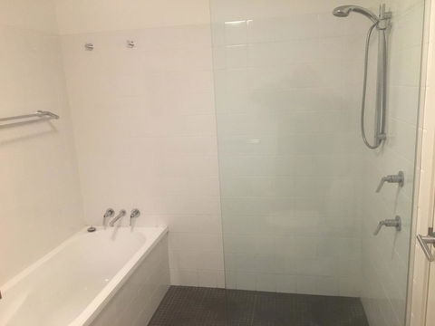 Lennox Holiday Apartments - Accommodation Rockhampton 29