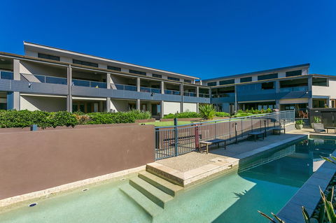 Lennox Holiday Apartments - Accommodation Rockhampton 8