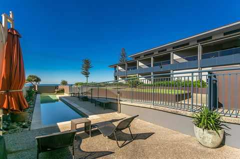 Lennox Holiday Apartments - Accommodation Rockhampton 5