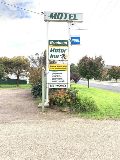 Bradman Motor Inn - Accommodation Rockhampton 3