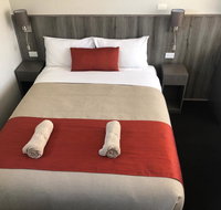 Bradman Motor Inn - Accommodation Rockhampton