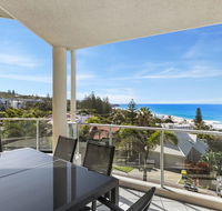 Breathtaking views of Sunshine Beach - Unit 7/21 Park Crescent