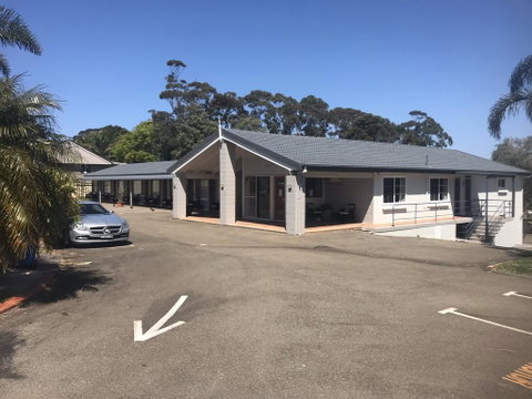 Breeze Inn - Accommodation Rockhampton 0