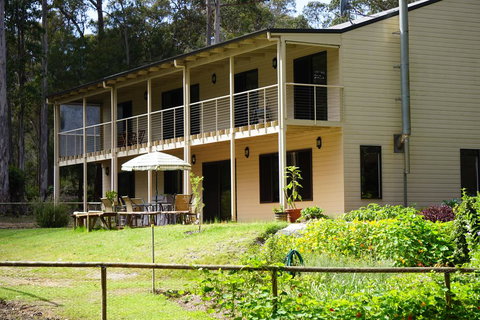 Broxholme B&B - Accommodation Rockhampton 0