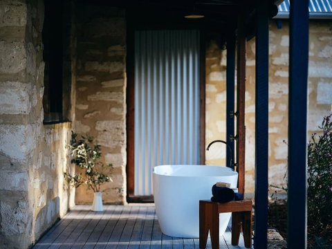 Burnside Organic Farm - Accommodation Rockhampton 0