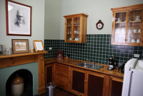 Burra Railway Station Bed And Breakfast - Accommodation Rockhampton 3