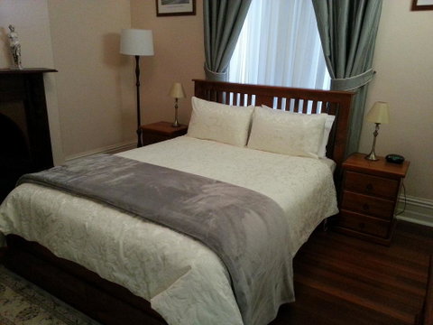 Burra Railway Station Bed And Breakfast - Accommodation Rockhampton 2