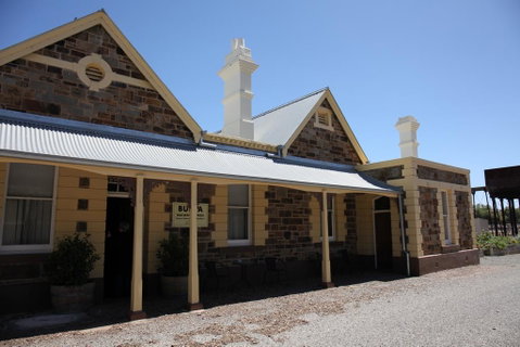 Burra Railway Station Bed And Breakfast - Accommodation Rockhampton 0
