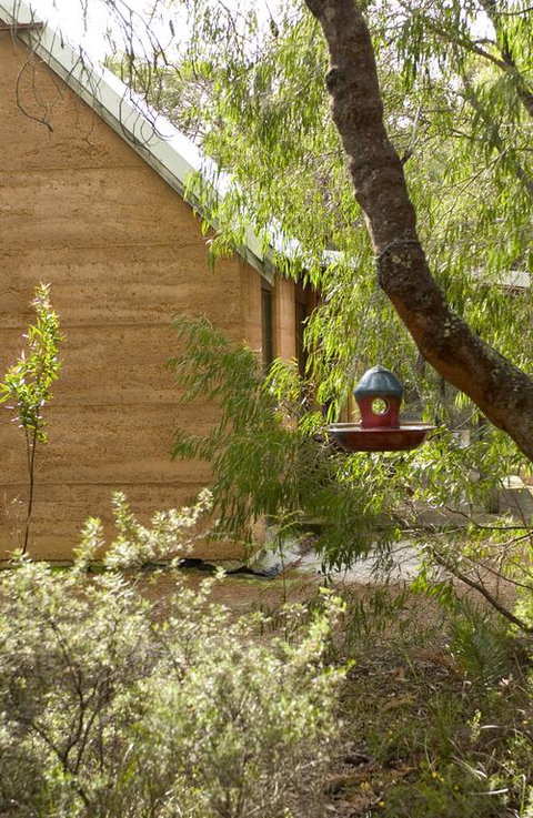 Bussells Bushland Cottages - Accommodation Rockhampton 3