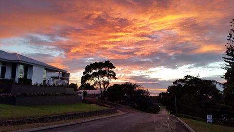 C'est La Vie - Accommodation Rockhampton 0