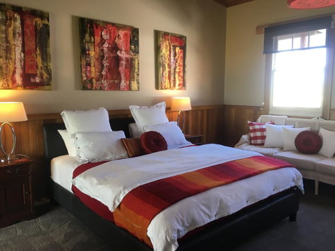 Cable Station Accommodation - Accommodation Rockhampton 1