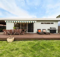 Callala Dreaming - mid century beach house - Accommodation Rockhampton