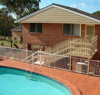 Canberra Cres 2E Burrill Lake Upstairs Apartment - Accommodation Rockhampton