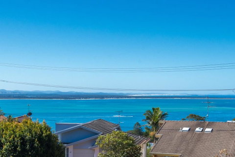 Canomii Close 24 - Nelson Bay - Accommodation Rockhampton 0