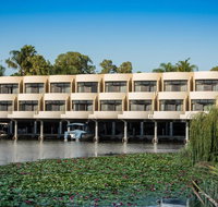 Capri Waters Country Club - Accommodation Rockhampton