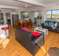 Carrickalinga SeaHaven Coastal Escape-4BRM - 29 Riverview Drive - Accommodation Rockhampton