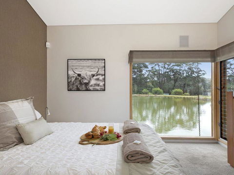 Casa Sul Lago - Quite Simply A Very Special Place - Accommodation Rockhampton 1