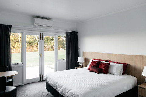 Castelli Estate Cellars Pty Ltd - Accommodation Rockhampton 0