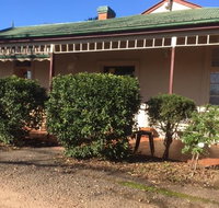 Catania Cottage  Farmhouse - Accommodation Rockhampton