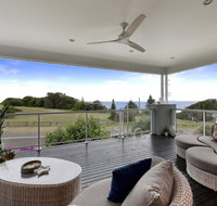 Caves Luxury Beachside Escape - literally across the road from Surf Club - Accommodation Rockhampton