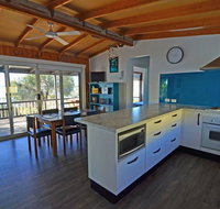 CDC-625 Beach House - Accommodation Rockhampton