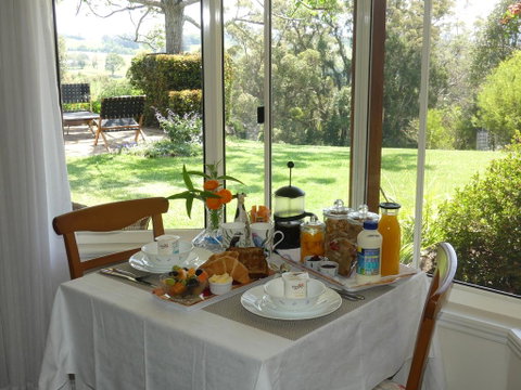 Cedarview Bed & Breakfast - Accommodation Rockhampton 3