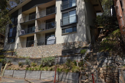 Celesia 2 - Accommodation Rockhampton 3