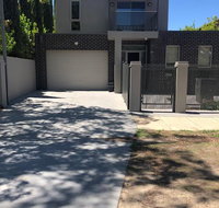 Central executive 4br townhouse - Accommodation Rockhampton