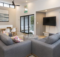 Central Heights - Main Street Views - Accommodation Rockhampton