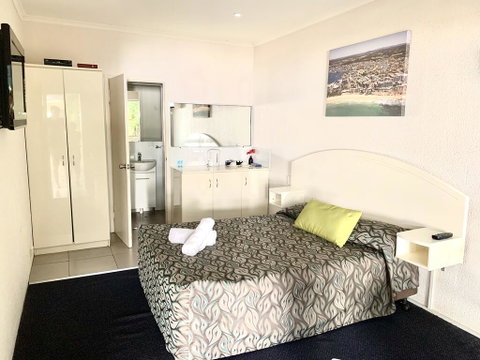 Central Motel Mooloolaba - Accommodation Rockhampton 1