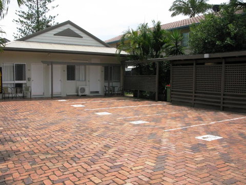 Central Motel Mooloolaba - Accommodation Rockhampton 2