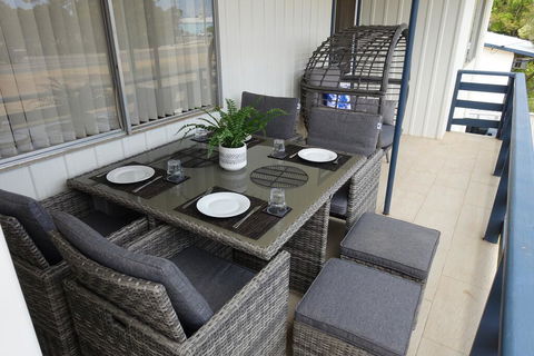 Central Views - Accommodation Rockhampton 2