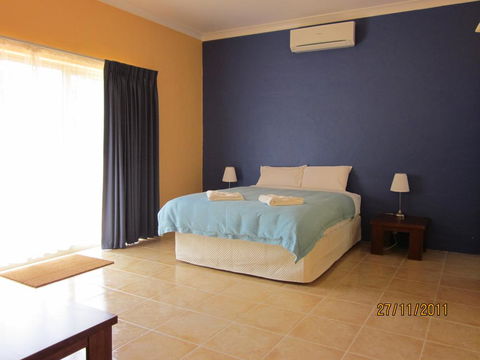 Chalets On Stoneville - Accommodation Rockhampton 2