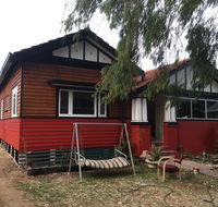 Character 1940s Property - Accommodation Rockhampton