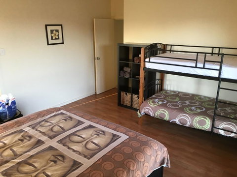 Chill N Sea Coastal Retreat - Accommodation Rockhampton 3