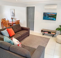 City Center - Modern 2-Bedroom Apartment - Accommodation Rockhampton