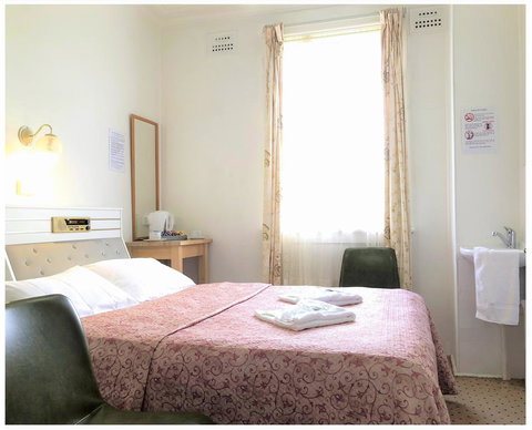 Clarendon Budget - Accommodation Rockhampton 0