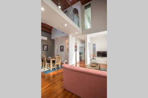 Cloisters Of Kalangadoo - Accommodation Rockhampton 2
