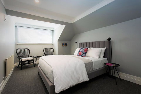 Closeburn House - Accommodation Rockhampton 1