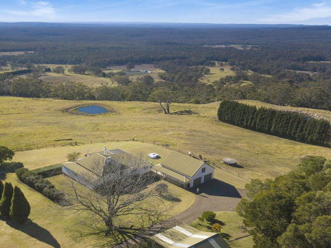 Cloudhill - Magnificent Rural Views To Sydney - Accommodation Rockhampton 0