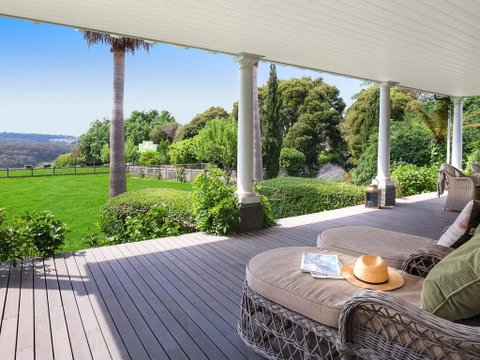 Cloudland - Unique Experience, Whimsical And Wonderful! - Accommodation Rockhampton 3
