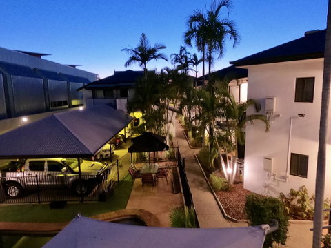 Coffee House Apartment Motel - Accommodation Rockhampton 2