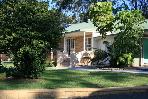 Colin's Garden - Accommodation Rockhampton 0