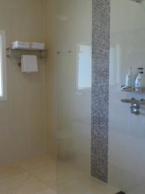 Colin's Garden - Accommodation Rockhampton 3