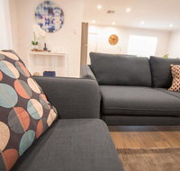 Contemporary Esprit with river reserve access - Accommodation Rockhampton