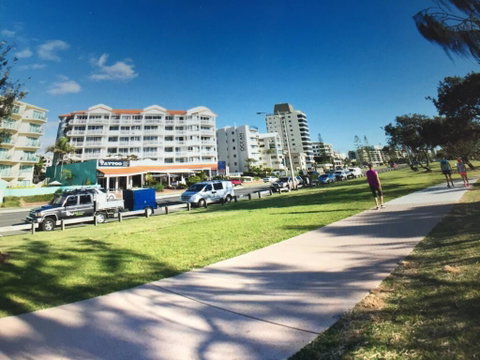 Coral Sea Views Beachfront Penthouse - Accommodation Rockhampton 1