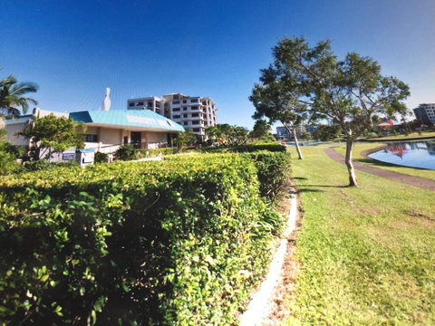 Coral Sea Views Beachfront Penthouse - Accommodation Rockhampton 2