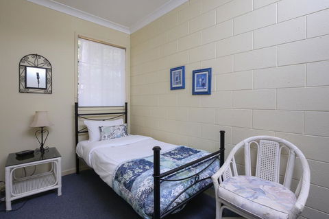 Country Lodge Motel - Accommodation Rockhampton 3